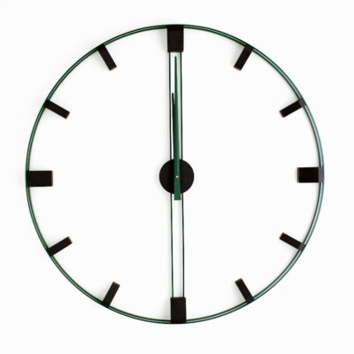 Drewniany zegar ścienny dębowy Classic – zielony